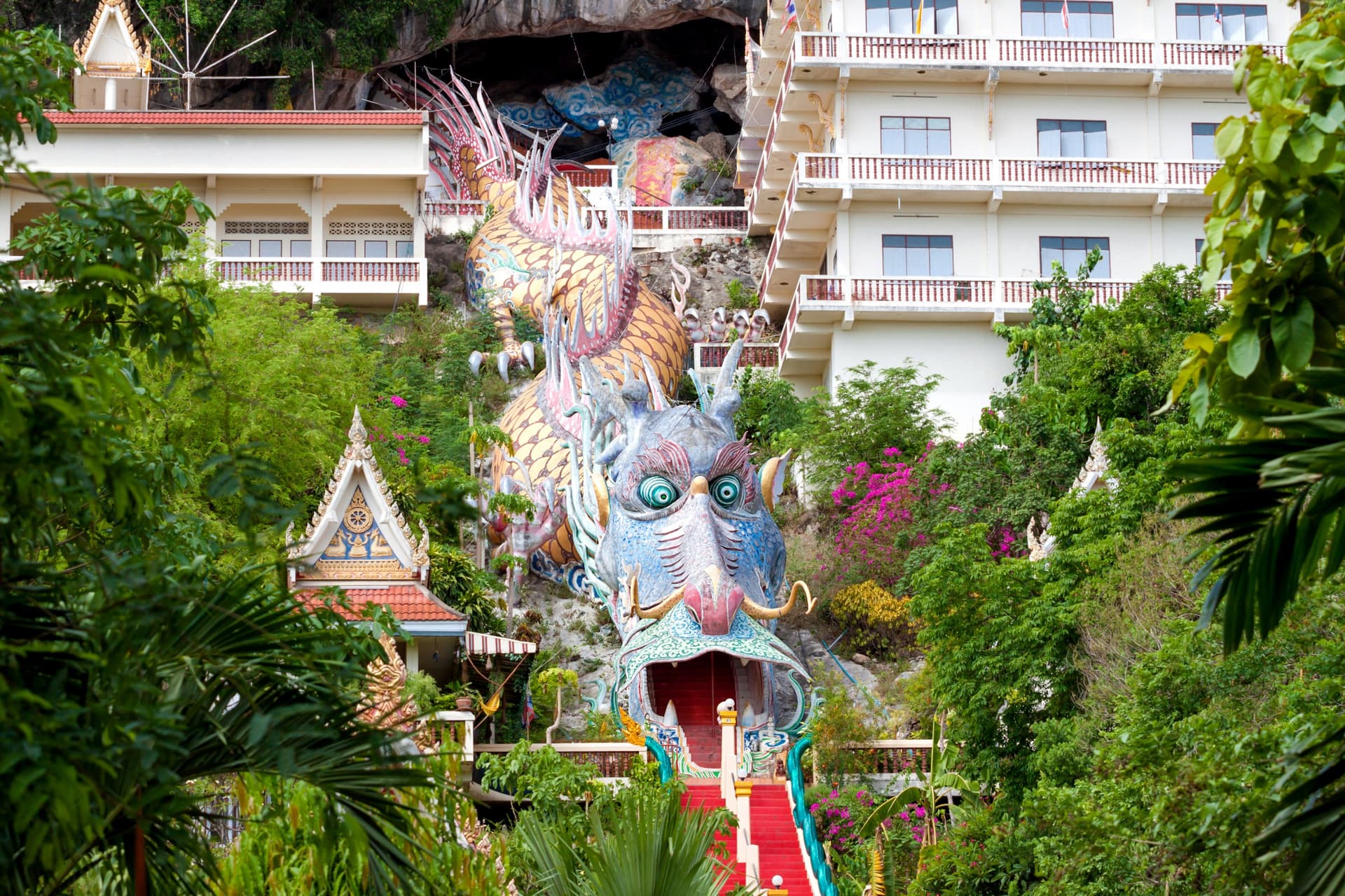 Wat Ban Tham